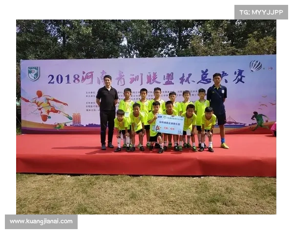 2015英雄联盟季中赛决赛,2015联盟杯足球赛事激情燃烧荣耀加冕绿茵传奇重温